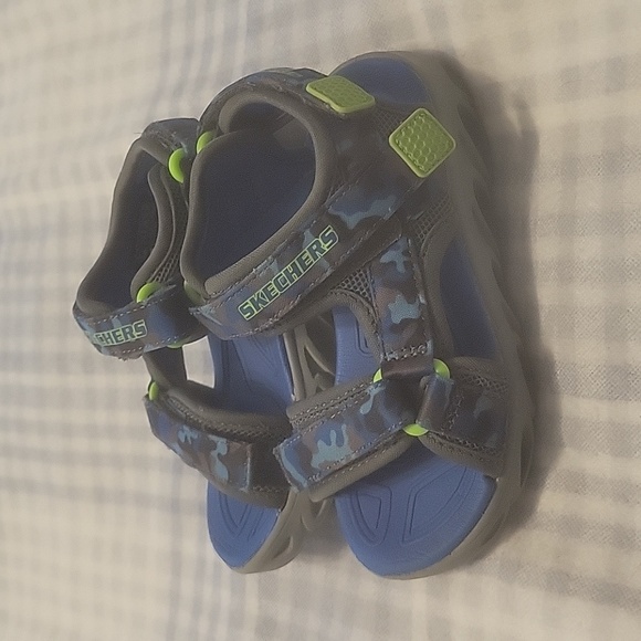 10 Toddler Sandal (Skechers) - Picture 2 of 3